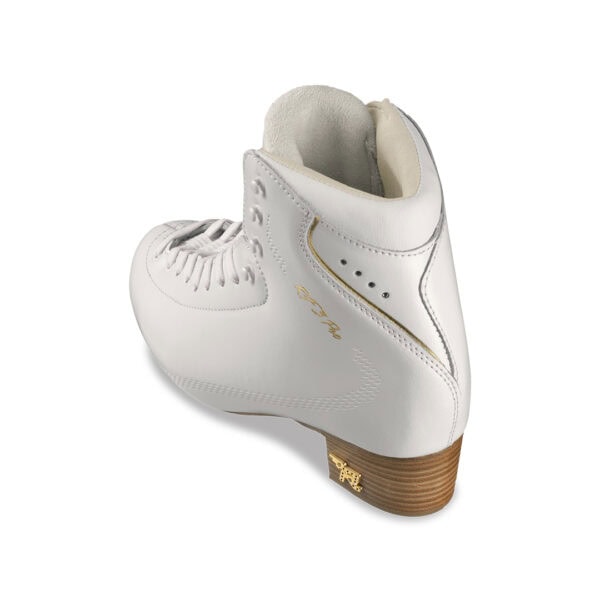 Dettaglio del collarino imbottito del pattino Risport RF 3 Pro.