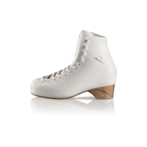 Scarpa da pattinaggio artistico Risport Antares in bianco con tacco in legno, vista laterale.
